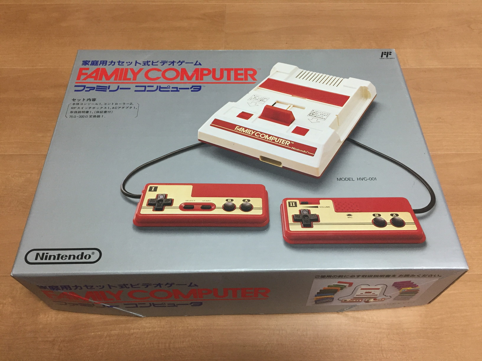 任天堂 ファミコン 初期ロット 四角ボタン - 家庭用ゲーム本体