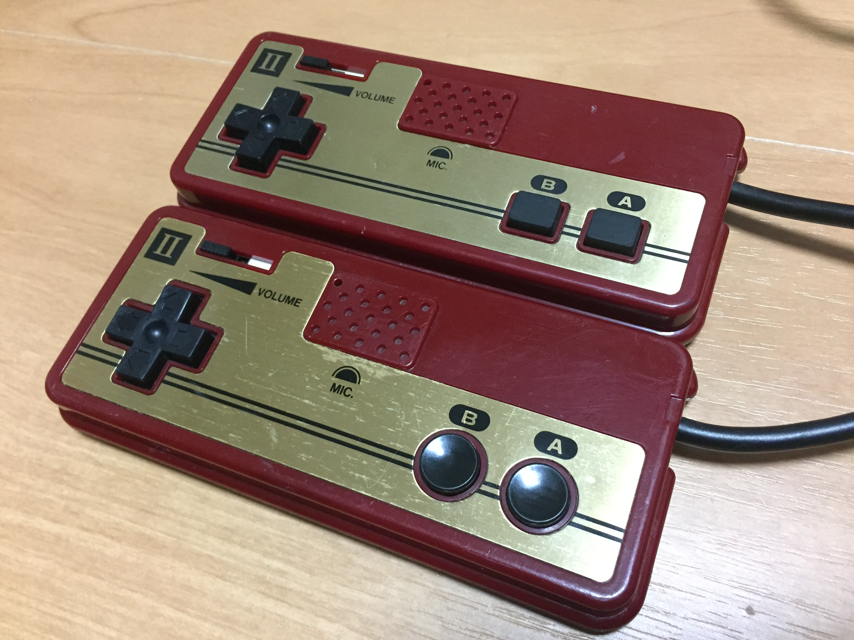 任天堂 ファミリーコンピュータ ファミコン 四角ボタン 初期型-