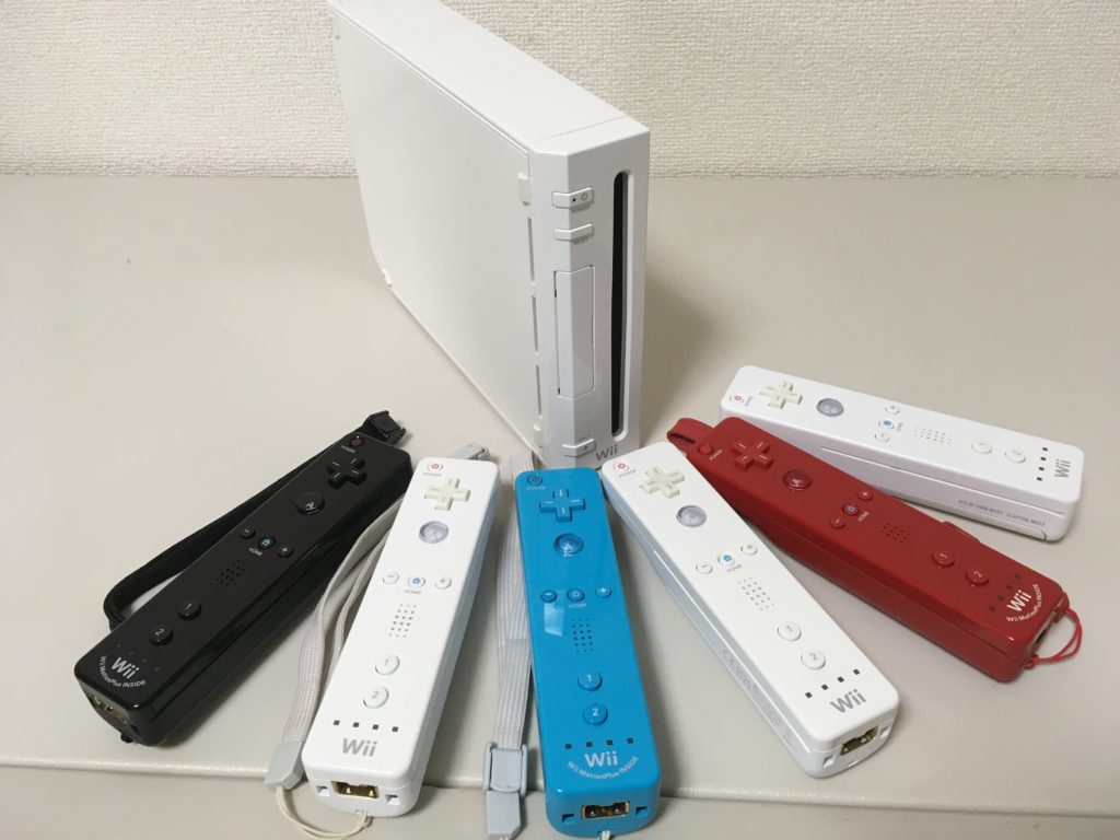 Wii本体で遊ぶのに必要なものは リモコンの種類 違いは れとろとろ ゲームブログ