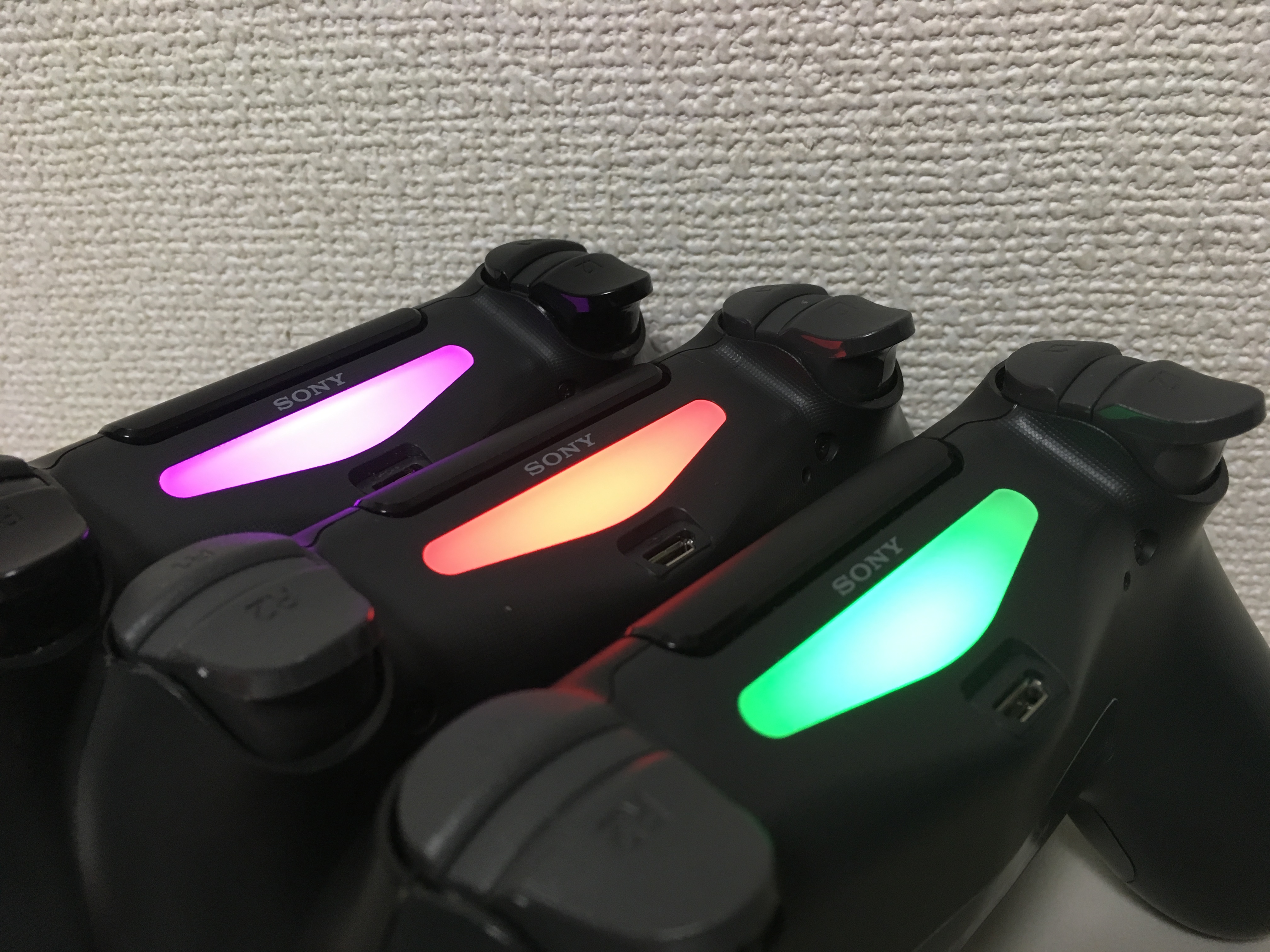 激安本物 プレステ4 コントローラー2台 急速充電 テレビゲーム