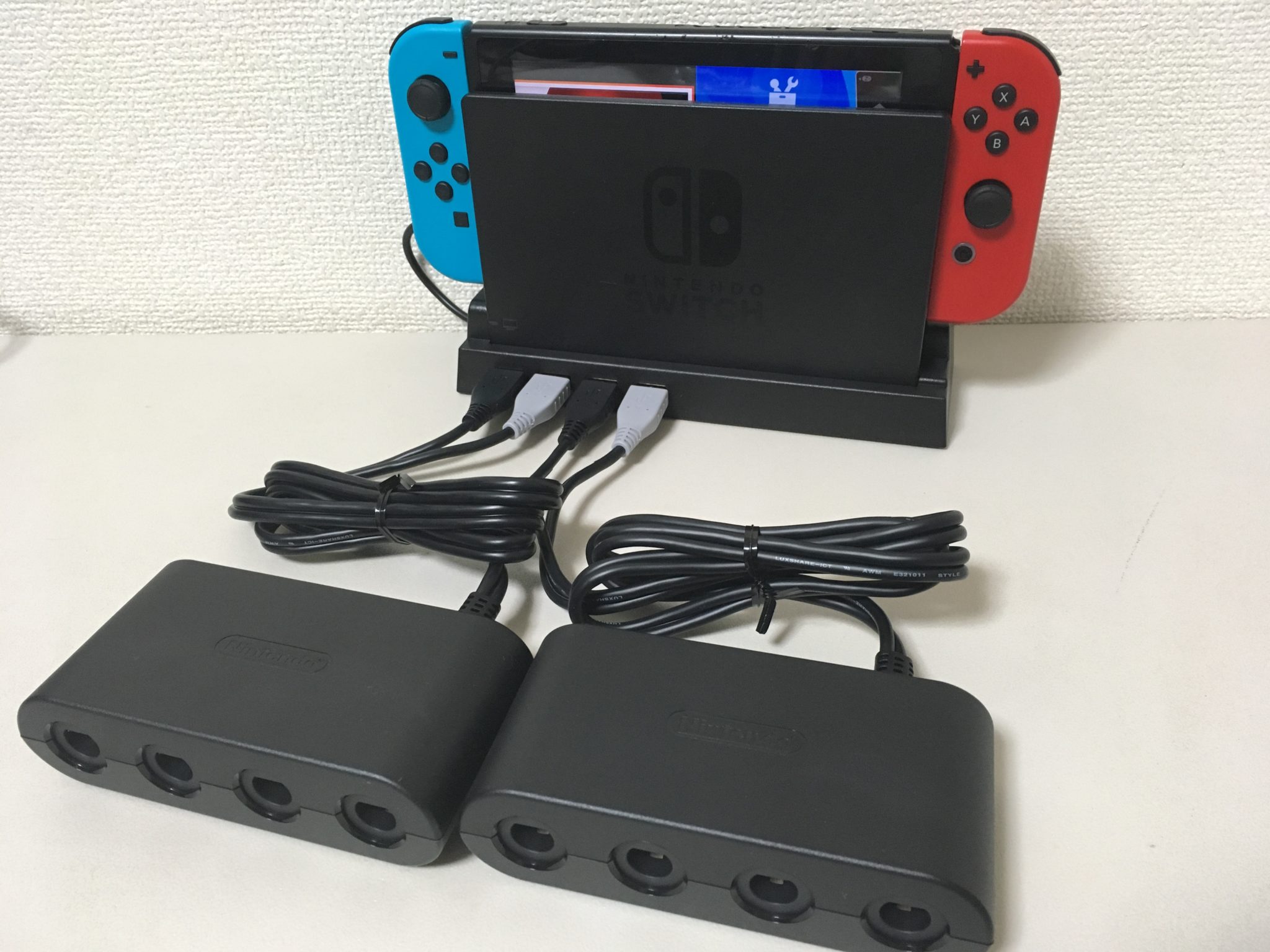Nintendo Switch 本体 Joy-Con4個その他付属品あり Nintendo Switch 本体ジョイコン4個付き 付属品付き ジャンク品